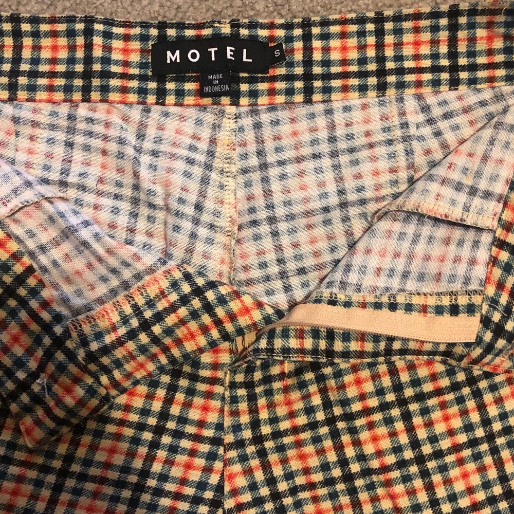 Motel Rocks Plaid Pants - Picture 7 of 9
